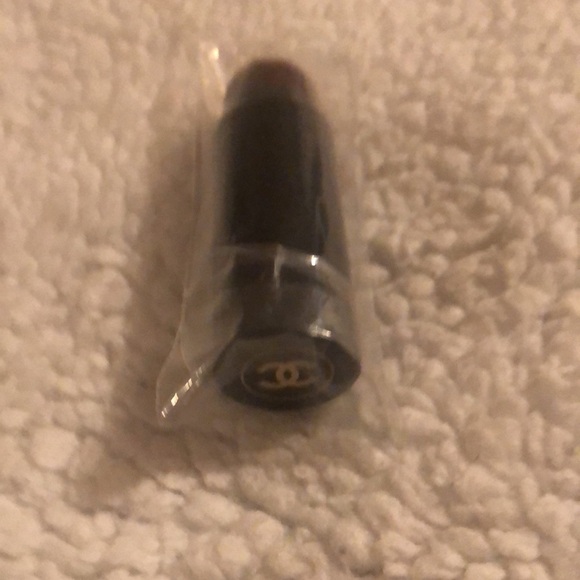 CHANEL Small Luxury Powder+Foundation Makeup Brush W/CHANEL Logo / NIP - Picture 2 of 2